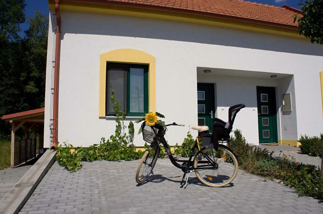Apartmany U Zamecku Hlohovec Exterior photo