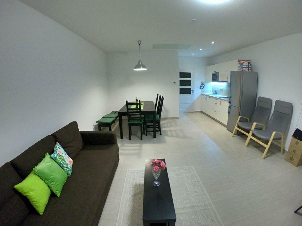 Apartmany U Zamecku Hlohovec Exterior photo